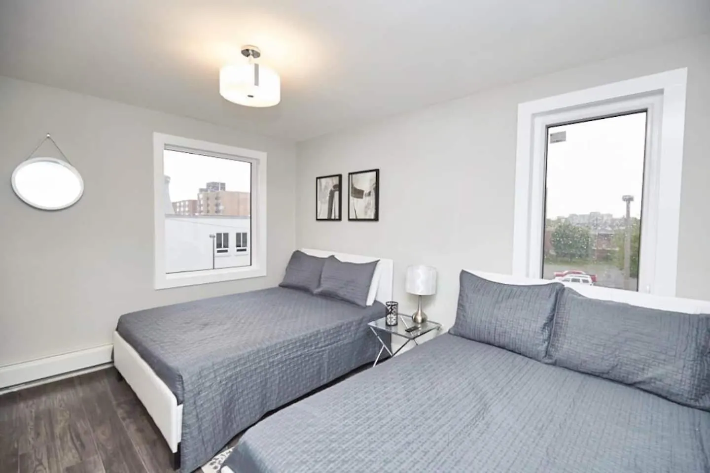 Fallsview Boutique 2Bd 4A 尼亚加拉瀑布城